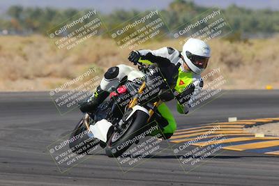 media/Nov-06-2023-Moto Forza (Mon) [[ce023d0744]]/4-Beginner Group/Session 3 (Turn 16)/